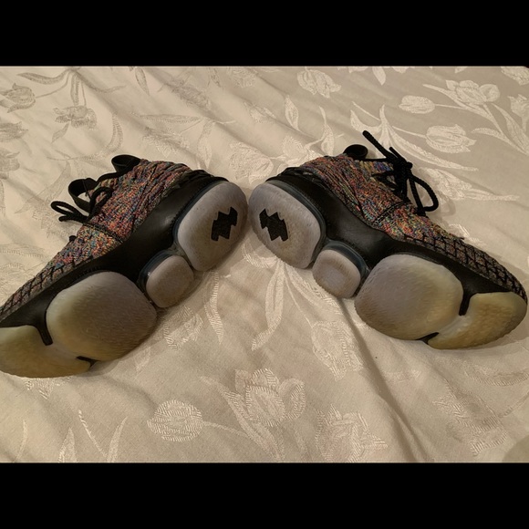 Lebron 15 multicolor (youth size 4) - Picture 6 of 6